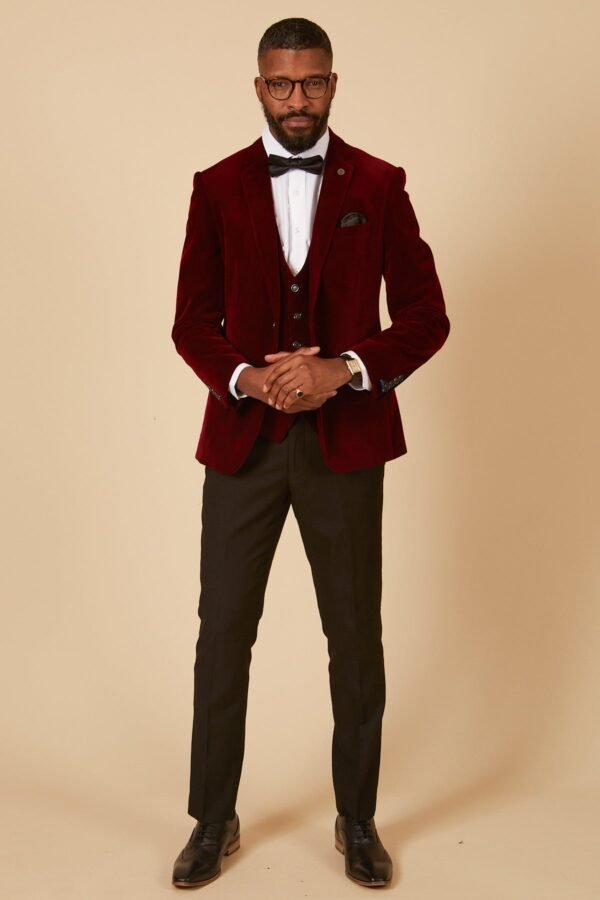 'I'm A Celebrity Get Me Out Of Here' 2022 Runner Up Owen Warner in HUDSON Wine Velvet Blazer & Waistcoat - Image 6